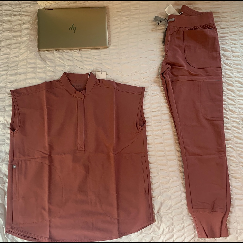 FIGS MAUVE (ONE SET LEFT!!)